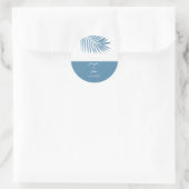 Dusty Blue Tropical Palm Tree Leaf Cool Wedding Ronde Sticker (Tas)
