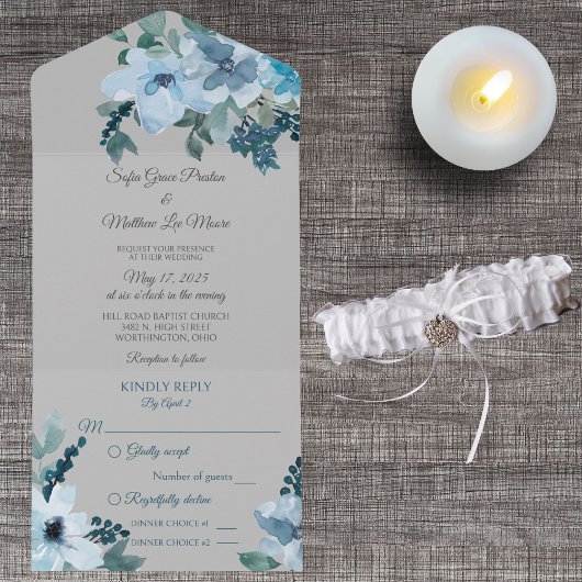 Dusty Blue Waterverf Bloemen op Bord Grijs All In One Uitnodiging