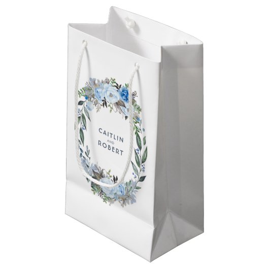 Dusty Blue Waterverf Flowers Bruiloft Klein Cadeauzakje (Voorkant Gekanteld)