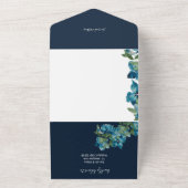 Dusty Blue Waterverf Flowers op marine All In One Uitnodiging (Buitenkant)
