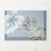 Dusty Blue Waterverf Hibiscus Foliage Wedding Tri Drieluik Uitnodiging (Cover)