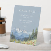 Dusty Blue Waterverf Mountain Wedding Open Bar Reclamebord Met Voetstuk (Insitu)