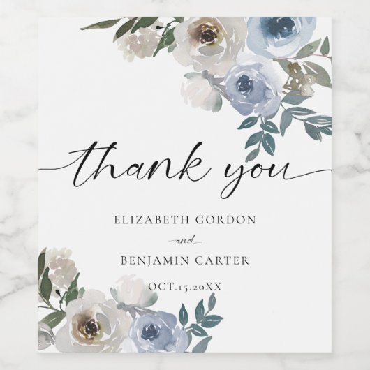 Dusty Blue Wedding Floral Elegant Script Rustic Wijn Etiket (Enkel label)