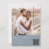 Dusty Blue Wedding Minimalistische QR-code Kaart (Achterkant)