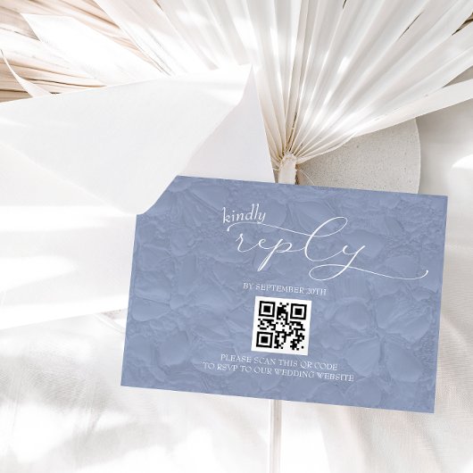 Dusty Blue Wedding Modern Simple QR RSVP Kaartje