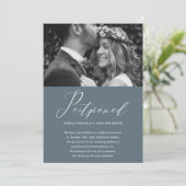 Dusty Blue Wedding Postponement New Date Foto Aankondiging (Staand voorkant)