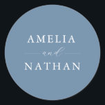 Dusty Blue Wedding Ronde Sticker<br><div class="desc">Collectie afstemmen in de kleine Bayleigh Store.</div>