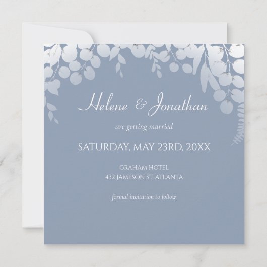 Dusty Blue Wedding Save the Date Invitation Kaart (Achterkant)