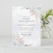 Dusty Blue & White Blush Floral Beach Wedding Kaart (Staand voorkant)