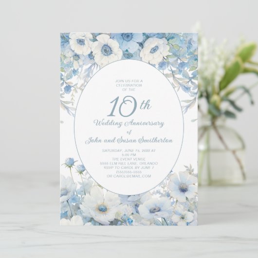 Dusty Blue White Floral 10e Jubileum Kaart (Staand voorkant)