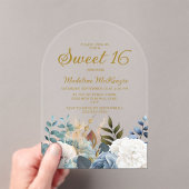Dusty Blue White Floral Arch Sweet 16 Acryl Uitnodigingen (Insitu (Draagbaar))