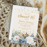 Dusty Blue White Floral Gold Glitter Sweet 16 Kaart<br><div class="desc">Elegant dusty blue en white roses,  floral en greenery Sweet 16 verjaardagsfeest uitnodiging met gouden glitter.</div>