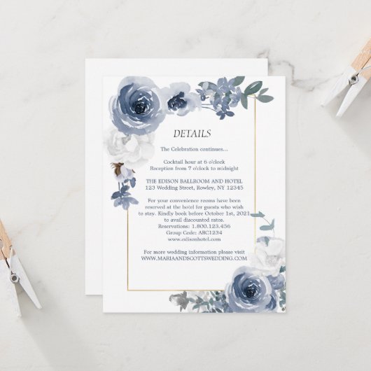 Dusty Blue White Floral Gold Wedding Details Kaart (Voorkant / Achterkant in situ)