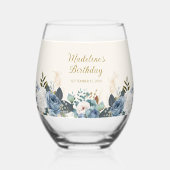 Dusty Blue White Floral Verjaardagsnaam Wijnglas Zonder Voet (Achterkant)