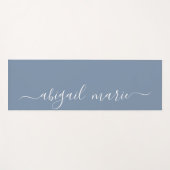 Dusty Blue & White gepersonaliseerd script omkeerb Yogamat (Voorkant (horizontaal))