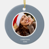 Dusty Blue & White Modern Initialen Monogram FOTO Keramisch Ornament (Voorkant)