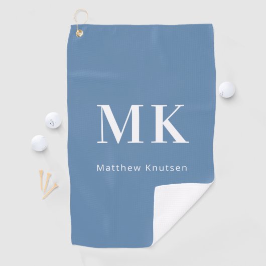 Dusty blue white monogram naam initialen golfhanddoek (Insitu)