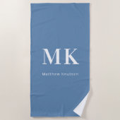 Dusty blue white monogram naam initialen strandlaken (Voorkant)