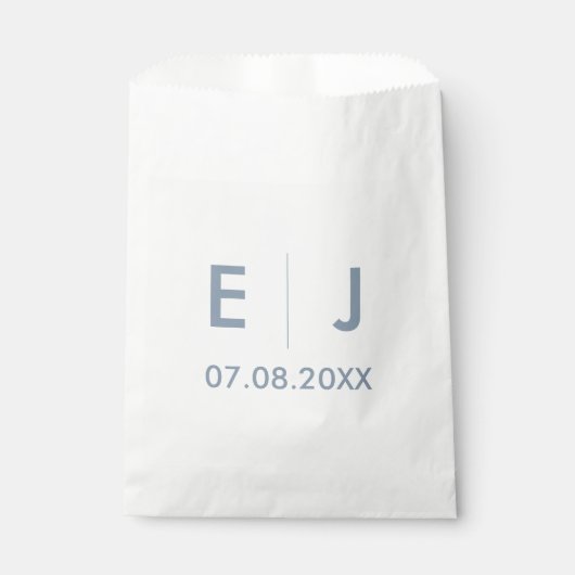 Dusty Blue & White Monogram Weddenschap Bedankzakje (Voorkant)