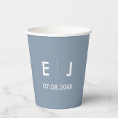 Dusty Blue & White Monogram Weddenschap Papieren Bekers (Voorkant)