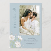 Dusty Blue White Rose Wedding Save the Date Kaart (Voorkant)