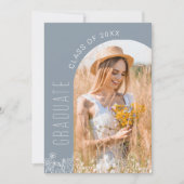 Dusty Blue Wildflower Bloom Graduation Party Kaart (Voorkant)