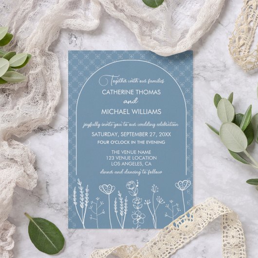 Dusty Blue Wildflower Bohemian Arch Wedding Kaart