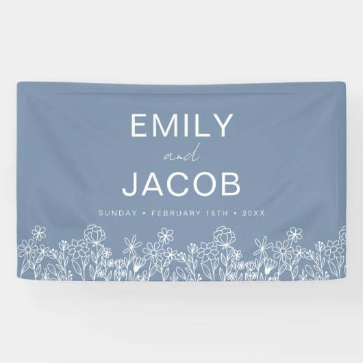 Dusty Blue Wildflower Boho Weddenschap in Bloom Spandoek (Horizontaal)
