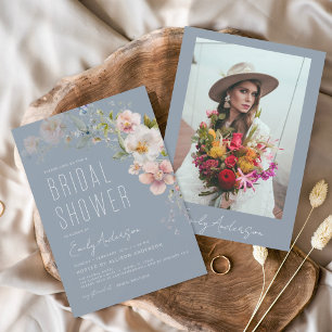 Dusty Blue Wildflower Bridal Shower Uitnodiging