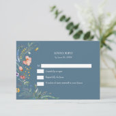Dusty Blue Wildflower Meadow Wedding RSVP Card (Staand voorkant)
