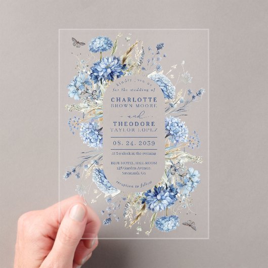 Dusty Blue Wildflower Modern Elegant Wedding Acryl Uitnodigingen (Insitu (Draagbaar))