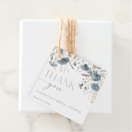 Dusty blue wildflowers boho vrijgezellenfeest bedankjes labels (In situ)