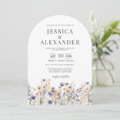 Dusty Blue Wildflowers Elegant Arch Wedding Kaart (Staand voorkant)