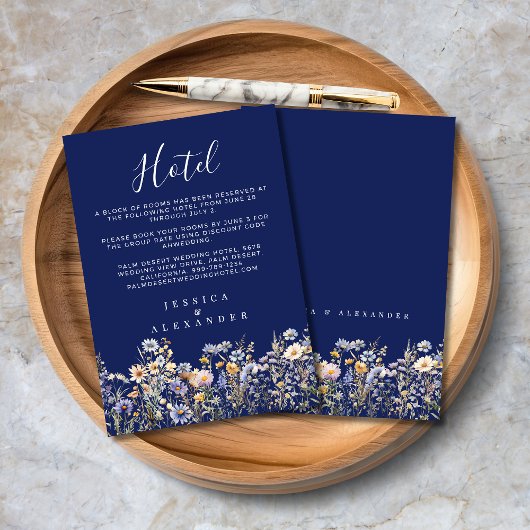 Dusty Blue Wildflowers Elegant Navy Wedding Hotel Informatiekaartje