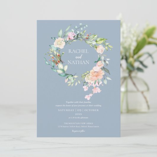 Dusty Blue Woodland Rozen Greenery Floral Wedding Kaart (Staand voorkant)