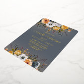 Dusty Blue Yellow Floral 80e verjaardag Folie Uitnodiging (Gedraaid)