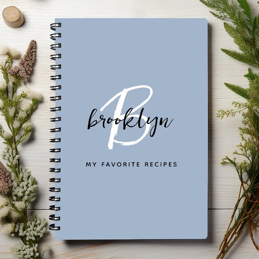 Dusty Blue Zwart en Wit Monogram Receptenboek Notitieboek
