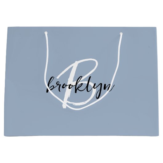 Dusty Blue zwart-wit monogram Groot Cadeauzakje (Voorkant)