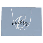 Dusty Blue zwart-wit monogram Groot Cadeauzakje (Achterkant)