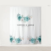 Dusty Emerald Groen Wit Bloemen Bruiloft Wandkleed (Voorkant)