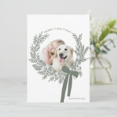 Dusty Green Christmas Wreath Minimale foto Feestdagenkaart (Staand voorkant)