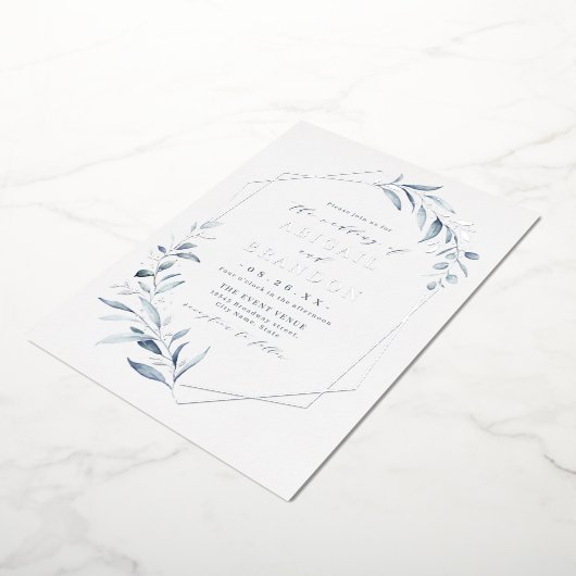 Dusty Greenery Silver Geometric Rustic Wedding Folie Uitnodiging (Gedraaid)
