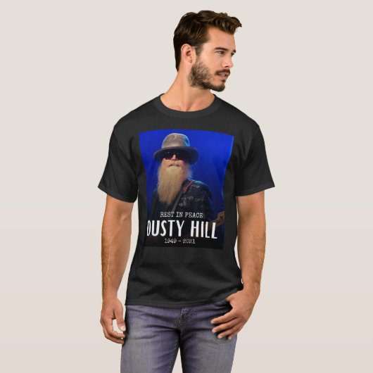Dusty Hill Essential T-shirt (Voorkant volledig)