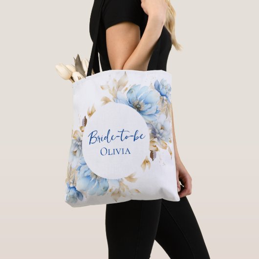 Dusty Ice Blue Floral Bruiloft Tote Bag (Dichtbij)