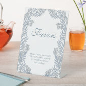 Dusty Light Blue Wedding  Favors Reclamebord Met Voetstuk (Insitu)