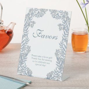Dusty Light Blue Wedding Favors Reclamebord Met Voetstuk