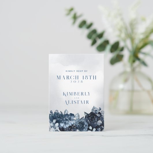 Dusty Navy Blue Peony Wedding Online RSVP-kaart Visitekaartje (Staand voorkant)
