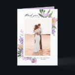 Dusty Paars Peonies en Rozen Foto Weddenschap Bedankkaart<br><div class="desc">Verstuur bedankt met deze stoffige foto met bloemetjesthema. Dank je wel. Het bevat waterverf florale bouquet van rozen en pinda's met een greenery accent. Personaliseer door namen,  datum,  foto's en bericht toe te voegen. Deze paarse florale dankjewel is ook perfect als afstuderen- en douchecaart.</div>