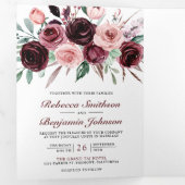 Dusty Pink Burgundy Floral QR Code Weddenschap Drieluik Uitnodiging (Binnenzijde eerst)