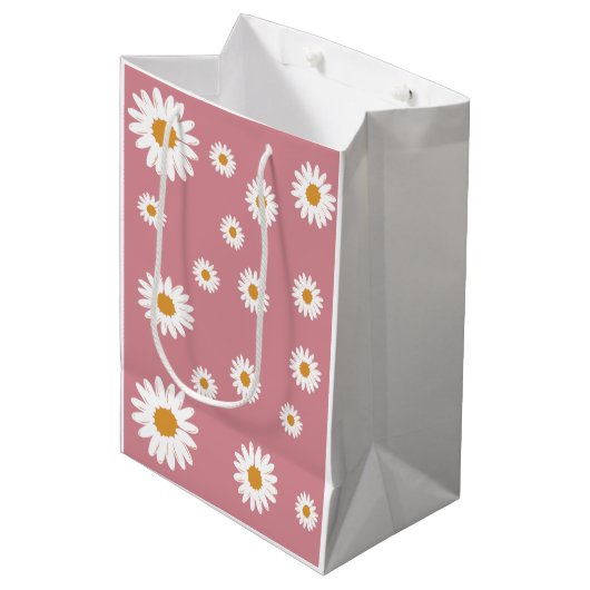 Dusty Pink Daisy Floral Gift Bag Medium Cadeauzakje (Voorkant Gekanteld)